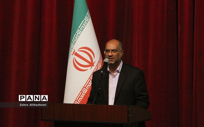 کریمی: توجه به قرآن، عترت و نماز یکی از راهکارهای اساسی اجرایی شدن سند تحول است