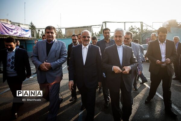 تجلیل از پژوهشگران و فناوران برتر دانش‌آموزی