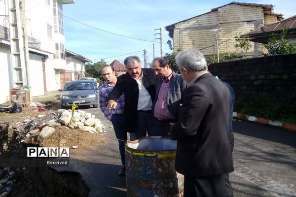 بازدید مسئولان استانی از روند اجرای پروژه‌های حوادثی غرب مازندران