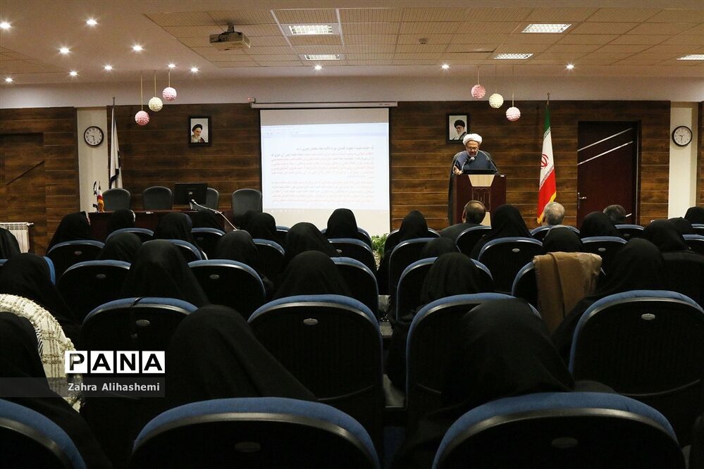 همایش مدیران 400 مدرسه الگوی شهر تهران