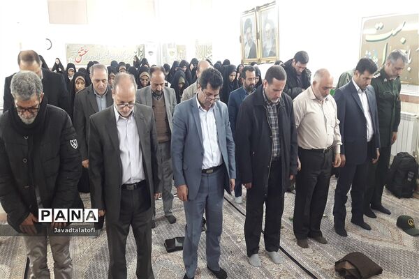 اعزام اولین گروه دانش آموزان دختر ناحیه دو شهرری  به اردوی راهیان نور