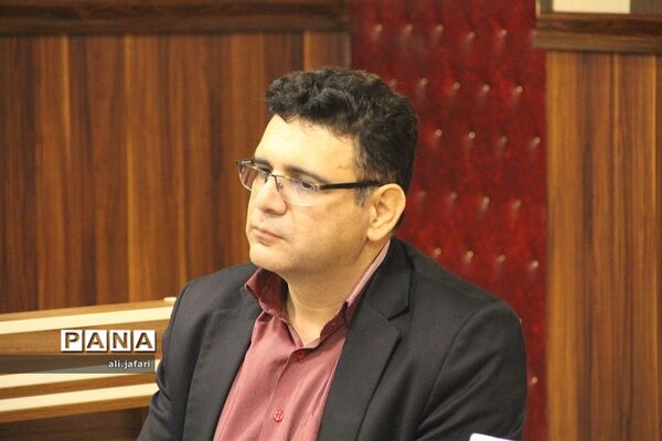 برگزاری دهمین انتخابات مجلس دانش آموزی(پسران)
