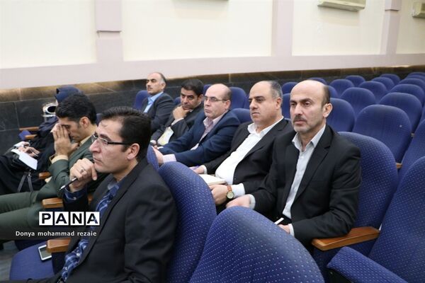 کارگاه تخصصی روسا و کارشناسان ادارات مراقبت در برابر آسیب‌های اجتماعی سراسر کشور در بوشهر