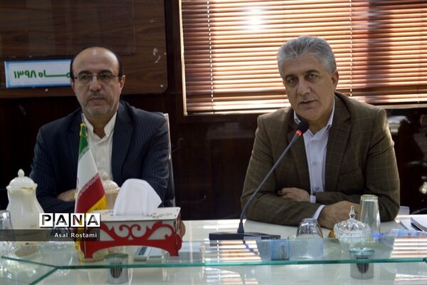 جلسه شورای معاونان اداره‌کل آموزش و پرورش استان بوشهر