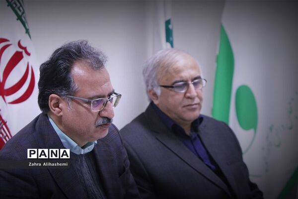 جلسه هم‌اندیشی ارزیابان پایگاه های تغذیه سالم مدارس شهر تهران