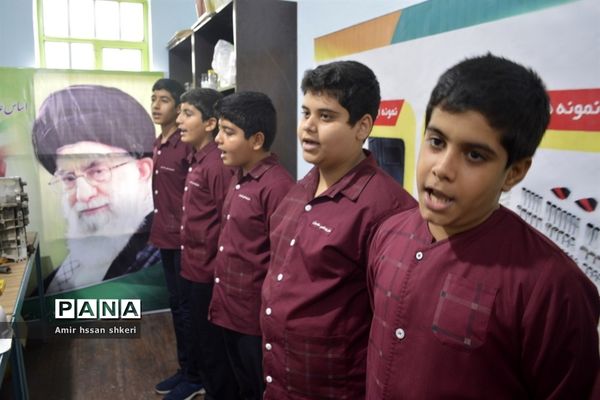 بازدید مسئولان آموزش و پرورش از دبستان شهید ماهینی بوشهر