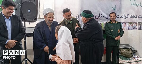 دهه کرامت در دهگلان؛ تجلیل از ایثار، تجدید پیمان با شهادت