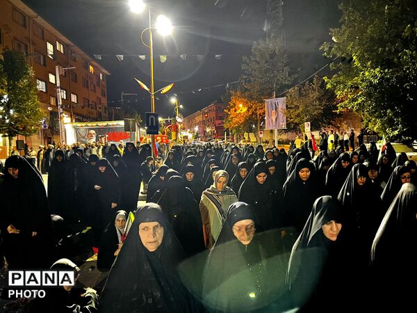 برپایی نماز استغاثه در ساوجبلاغ 