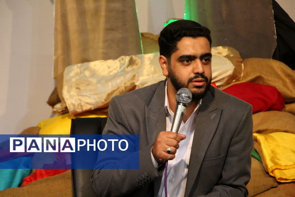 اختتامیه مسابقه کتابخوانی انجمن عقاب‌ها در یزد