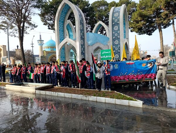 هم‌صدایی نسل آینده در مراسم باشکوه گلبانگ انقلاب