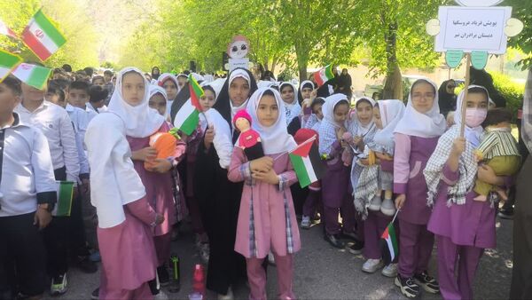 نوجوانان وجوانان زرقانی ثابت کردندکه با مردم فلسطین هم درد هستند 