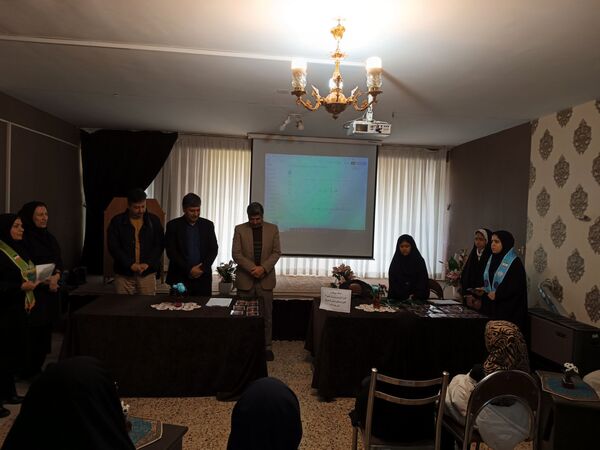 آخرین جلسه آموزش تکمیلی خبرنگاری دانش آموزان ناحیه ۳