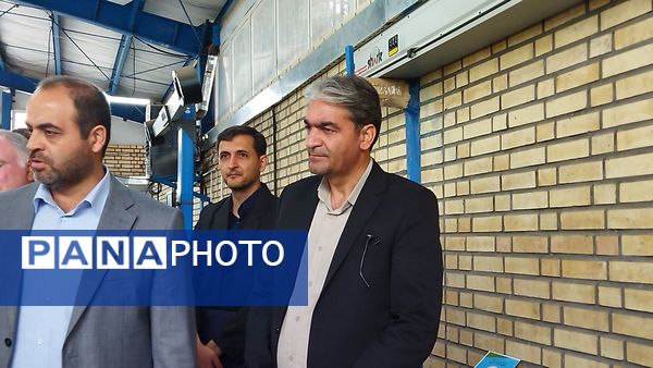 آیین افتتاحیه کارگاه و زمین چمن هنرستان تخصصی خودرو برادران نیشابور 