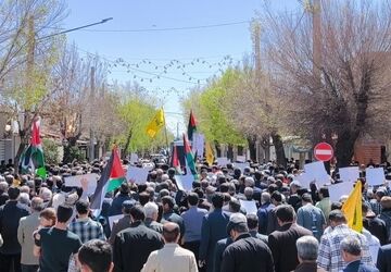 غریو بانگ بیداری اسلامی مردم آباده در روز قدس