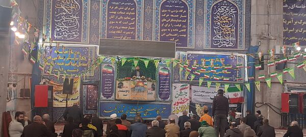 نماز عبادی سیاسی جمعه به همراه سخنرانی پیش از خطبه های معاون پرورشی در نیشابور 