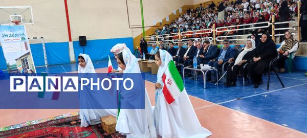 جشنواره هویت ملی کودکان در محل سالن ۱۳ آبان شیروان