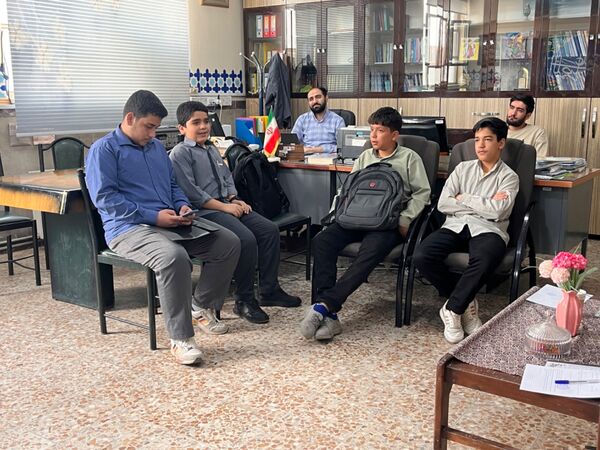 جلسات توانمند سازی دانش آموزان راه یافته به مرحله استانی مسابقات قرآن عترت و نماز