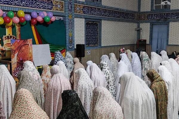 اعتکاف دختران آسمان با محوریت بصیرت نوجوان و حاج قاسم سلیمانی در باقرشهر 