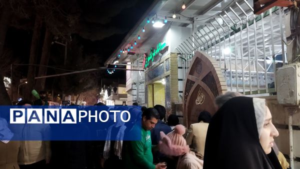 مسجد مرتضوی ارگ میزبان مردم در شب میلاد حضرت مهدی (ع) 