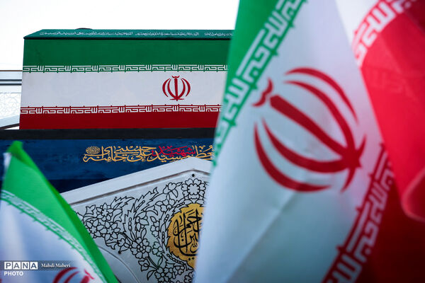 مراسم تشییع پیکر مطهر رهبر شهید انقلاب در تهران - 3