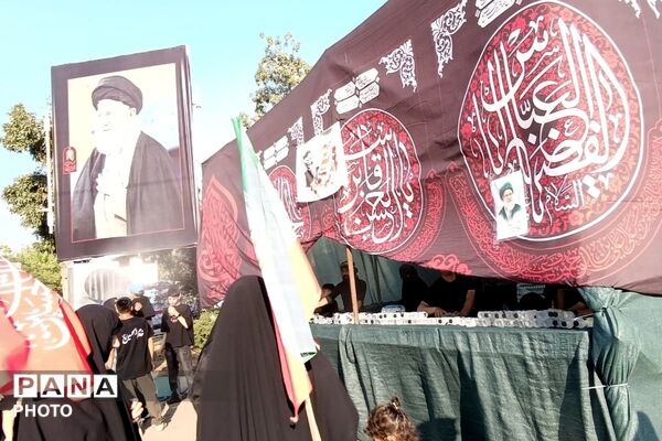 وداع آحاد مردم ایران با رهبر شهید در مصلی تهران