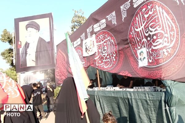 وداع آحاد مردم ایران با رهبر شهید در مصلی تهران
