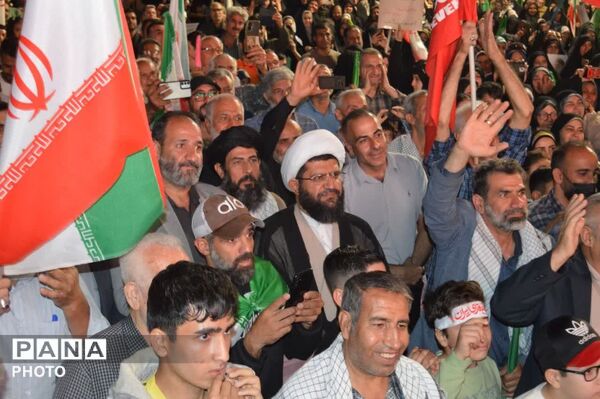 جشن ازدواج زوج انقلابی در تجمعات شبانه مردم پاکدشت