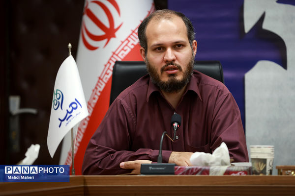 سومین نشست تخصصی هنر و اندیشه «امیدا»