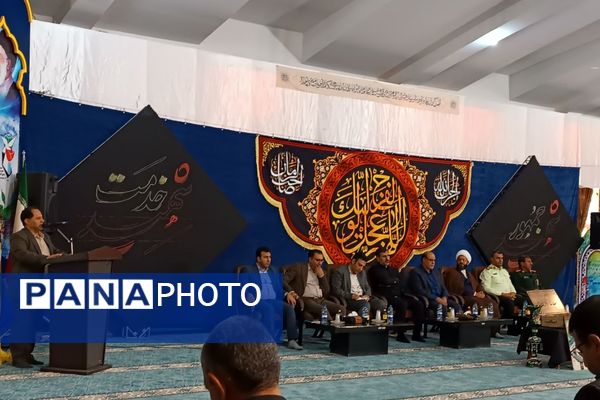 جلسه شورای اداری شهرستان لارستان