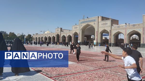 حال و هوای حرم مطهر رضوی در اربعین حسینی