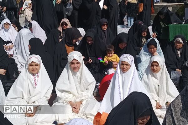 خروشِ بصیرت در صحن امامزاده جعفر (ع)؛ تالار قرآن پیشوا گنجایش دریای سوگواران مقتدا را نداشت