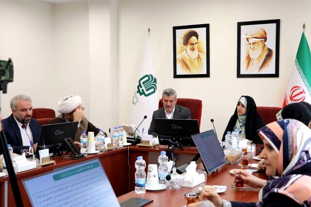 رسیدگی به زنان سرپرست خانوار و دختران بازمانده از تحصیل در اولویت‌ کاری معاونت زنان