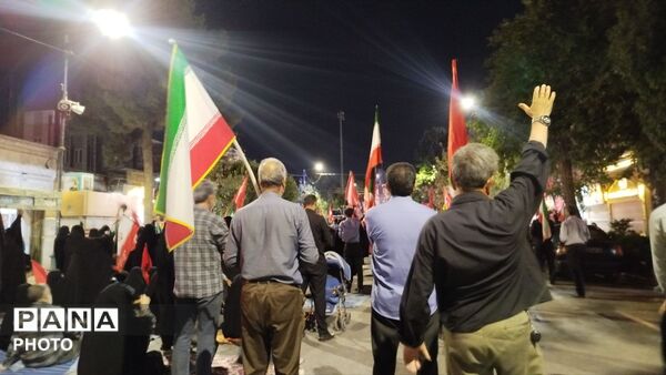 خونخواهی امام شهید ایران در خیابان امام خمینی-۱