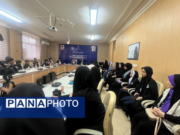 آیین تجلیل از خبرنگاران خبرگزاری پانا استان هرمزگان