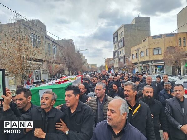 تشییع پیکر مطهر شهید والامقام ابوالفضل اسماعیلی در شهر صوفیان