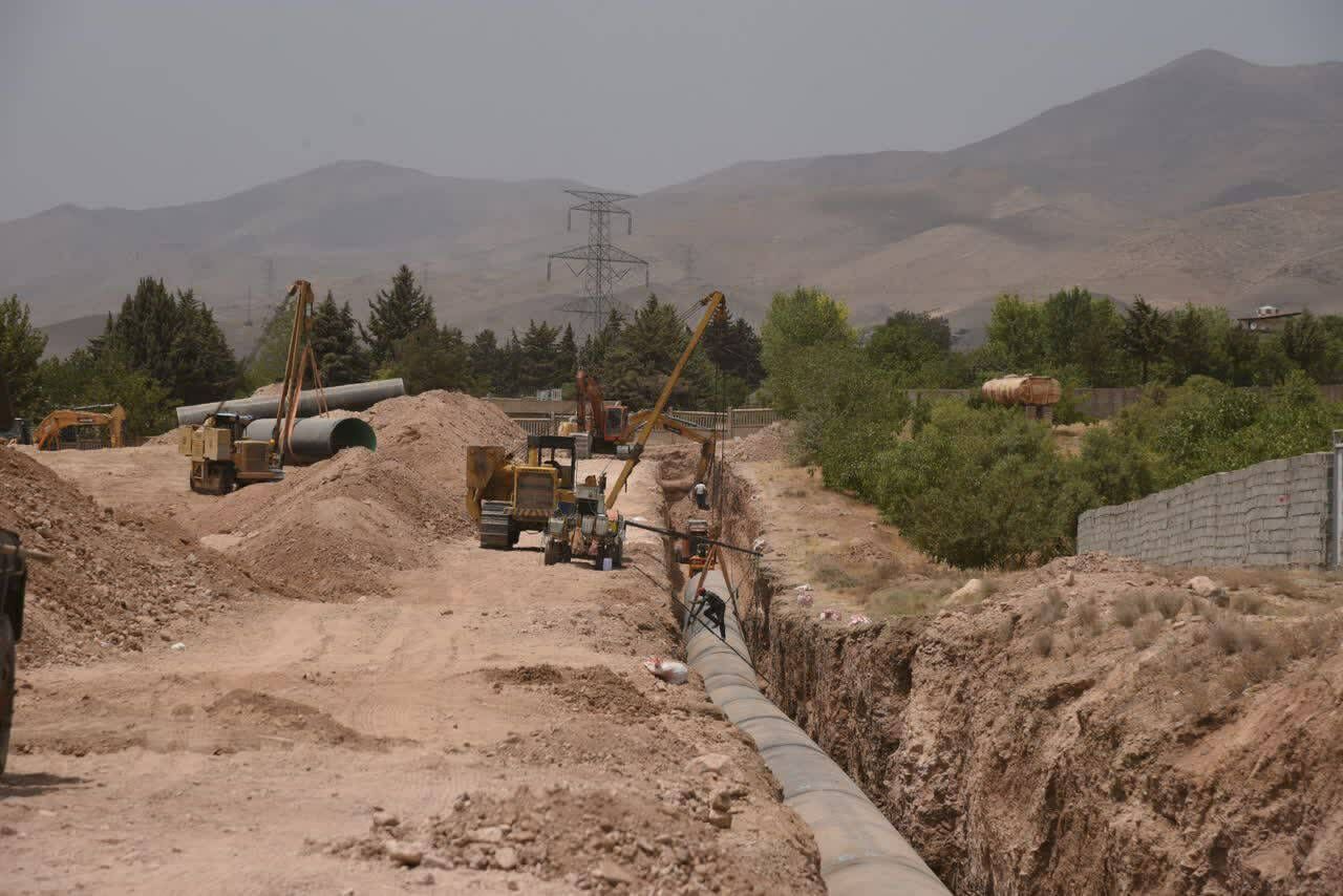 آغاز عملیات اجرای خط انتقال آب کشاورزی و شرب روستای سله‌بن