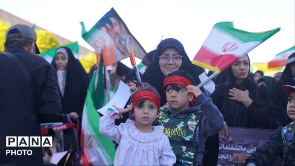 اجتماع بزرگ" دختراتو ببین" هم آوایی بانوان نصف جهان 