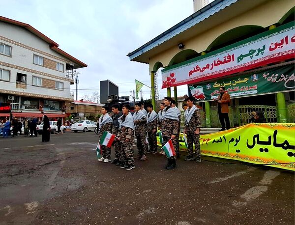 جشن بزرگ پیروزی انقلاب اسلامی در کومله