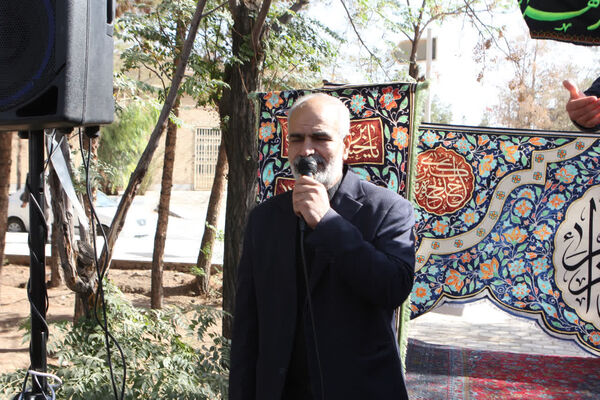 مجتمع مدارس سما کاشان ۱۳ آبان را با یاد شهدا و نام زهرا(س) گرامی داشت