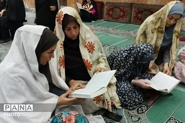 ماه مبارک رمضان، فرصتی برای منور شدن قلوب به نور قرآن