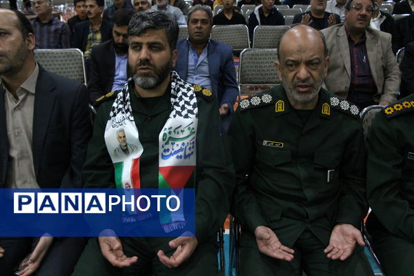 یادواره شهدا هنرستان فنی انقلاب اسامی یزد