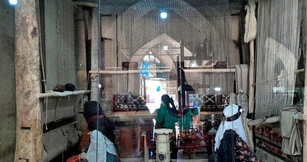 بازدید خبرنگاران پانا جلگه رخ از مجموعه گردشگری قطب الدین حیدر و رباط طبسی 
