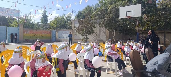 جشن شکوفه‌ها در مدارس سملقان