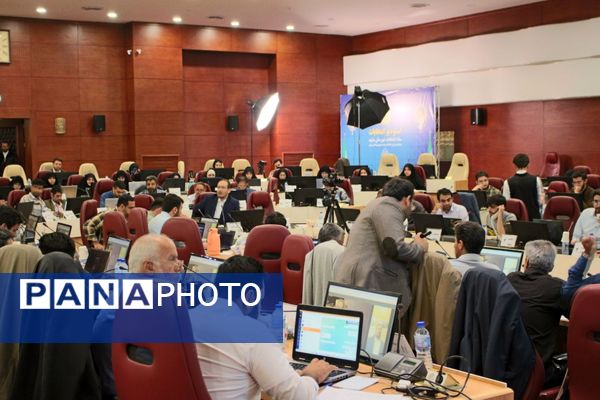 اتاق کنترل وضعیت ستاد انتخابات شهر مشهد