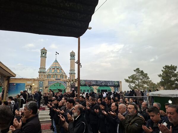 لحظات انس با خدا در نماز عید فطر شهر کهک