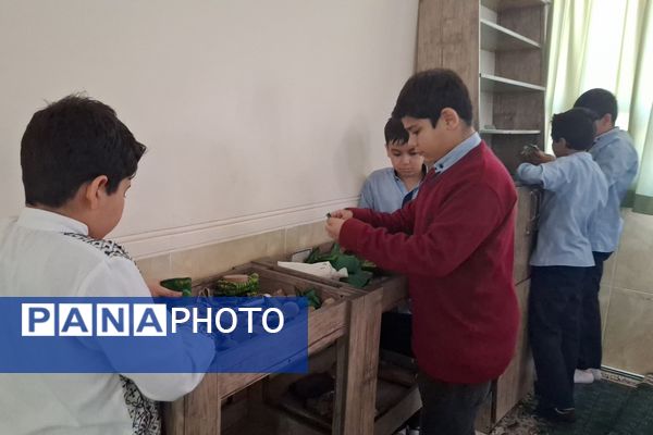 دانش‌آموزان دبستان معارف 6 با پاکسازی مدرسه به پویش چله خدمت پیوستند