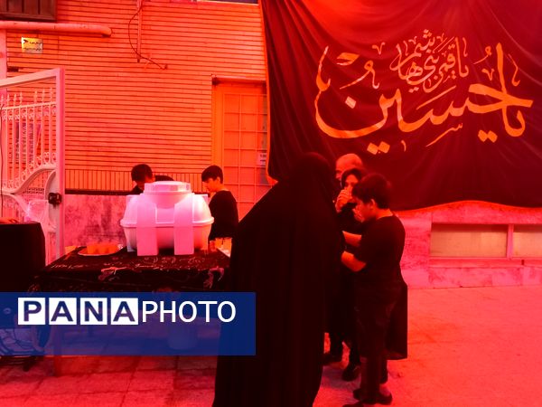 غرفه‌های فرهنگی در مراسم عزای حسینی درمشهدمقدس