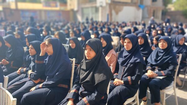 دهه کرامت و اختتامیه کارگروه کوثر در دبیرستان شهید فلاحی ناحیه یک کرج
