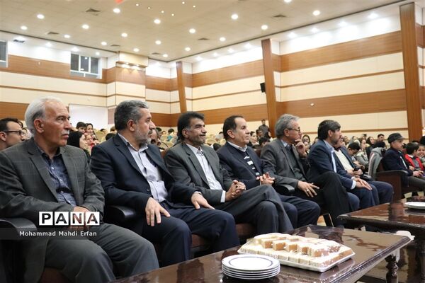 جشنواره موسیقی دانش‌آموزان آباده