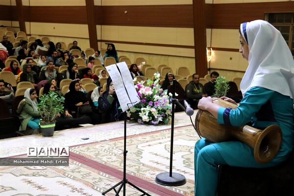 جشنواره موسیقی دانش‌آموزان آباده